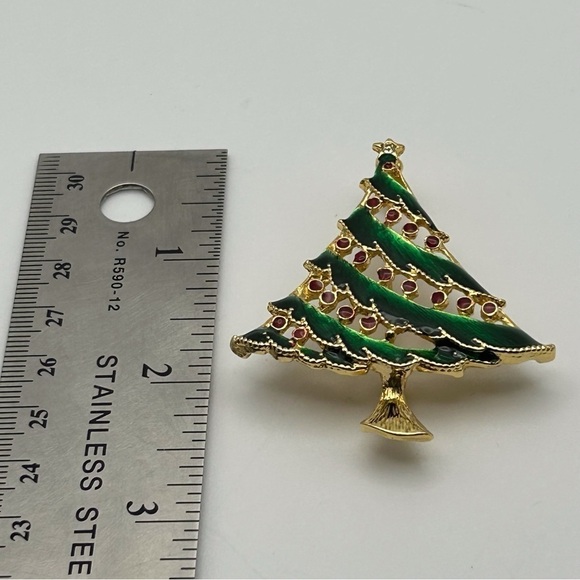 Small Christmas Enamel Tree Brooch Christmas Holidays Green with Red Lights - Picture 8 of 8